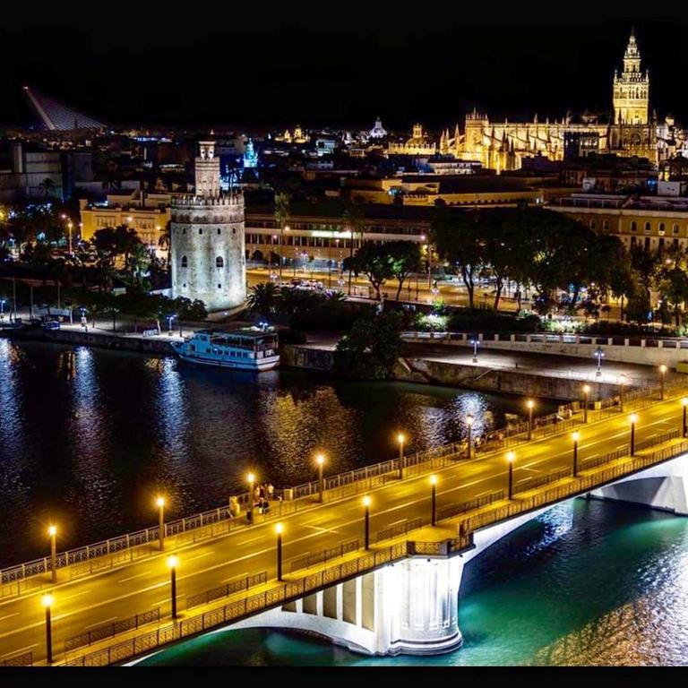 Like Home Sevilla - Museo Экстерьер фото